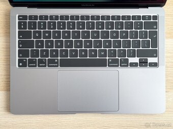 13" MacBook Air M1 - 8GB RAM/128GB SSD, TOP STAV, 100% BAT - 8