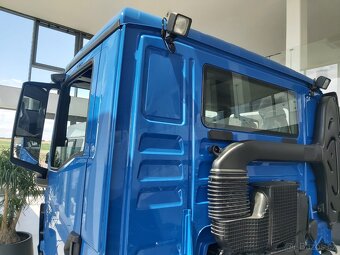 NOVÝ MAN TGL 12.220 NOSIČ KONTEJNERU + KONTEJNER S RUKOU - 8