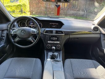 Mercedes Benz C200 2012 - 8