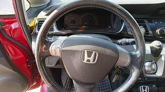 Honda FR-V 1.7 92 KW - 8