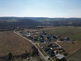 Prodám stavební pozemek 1.017m2 v Kamenném Přívoze - Újezdci - 8