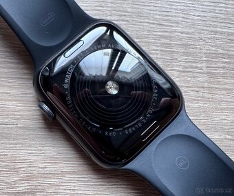 Apple Watch SE 44mm GPS Temně inkoustová- pěkný stav. - 8