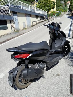 Piaggio Beverly 300 HPE, 2023, 6000km, TOP stav - 8