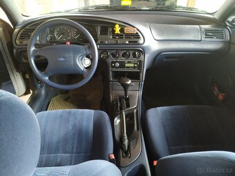 Ford Mondeo MK1 - 8