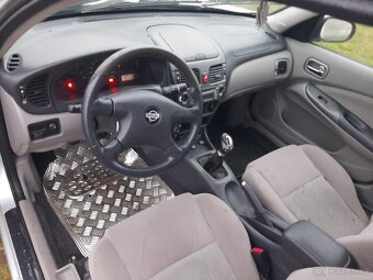 Nissan Almera 1.5 i Klima Model 2001 - 8