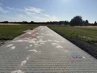 St. pozemek 972 m2, kompletně zasíťovaný, Sány - okr. Nymbur - 8