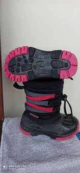 DĚTSKÉ ZIMNÍ SNĚHULKY (velikost 25) - 8