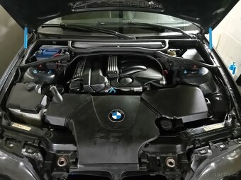 Prodám BMW e46 touring 2.0i 110kW M-packet 1 ,r.v.2002. - 8