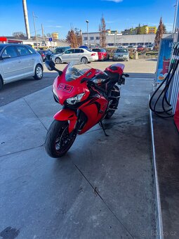 Honda Cbr 1000rr - 8