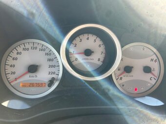 Toyota RAV 4 2,0 VVT-i 110 KW r.v. 2003 LPG. - 8