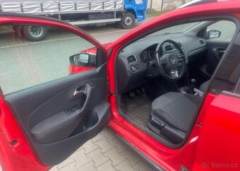 Volkswagen Polo 1.2i 16v, CROSS, 99.000tis km benzín manuál - 8