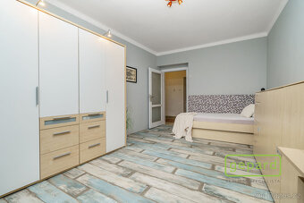 Prodej bytu 3+1 v Karlových Varech s balkonem, zahradou ke s - 8