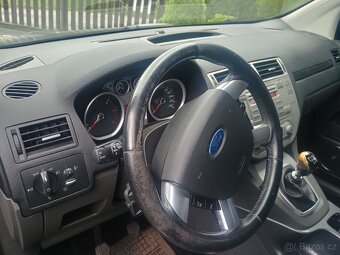 Ford Kuga 4x4 2,0 TDCi 100 kw - 8