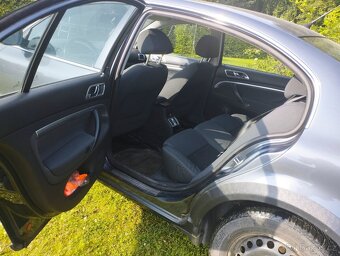 Škoda Superb 1 - 8