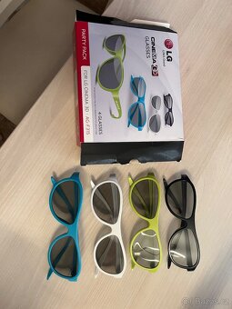3D Televize LG 47LM671S - 8