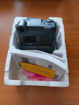 Hewlett-Packard (HP) PhotoSmart 945 - 8