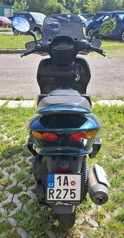 Scooter Yamaha Majesty 125 / 2005 - 8