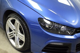 Volkswagen Scirocco 2.0 TSI R 195 kW - 8