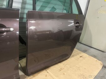 Škoda Rapid Spaceback 2017 Dveře LF8Z - 8