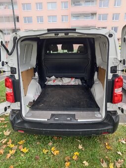 Peugeot expert traveller - 8
