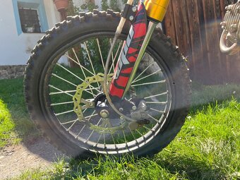 Stomp wpb 125 - 8