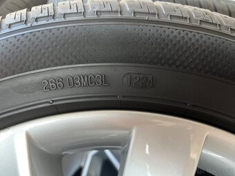 Originál Alu kola R17 Škoda Superb III 7x17 5x112 ET40 - 8