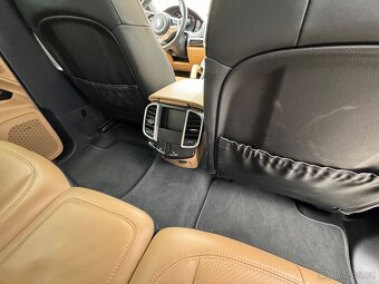 Porsche Cayenne 2017 - 8