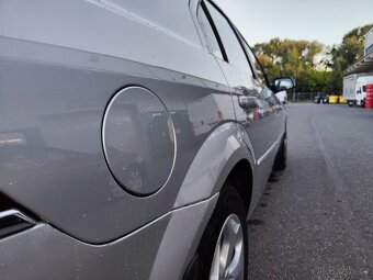 Ford Mondeo MK3 facelift, 1.8i/92Kw, velmi zachovalý stav - 8