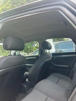 Audi A4 B7 120kw sedan - 8