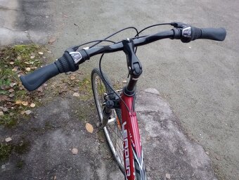 Nové Trekingové , crossové  kolo  rám 17 - 8