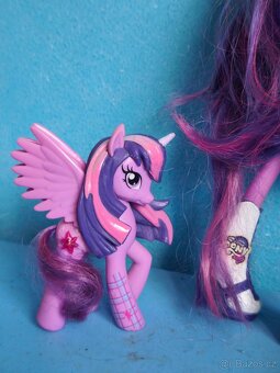 Panenka My Little Pony 23cm - 8