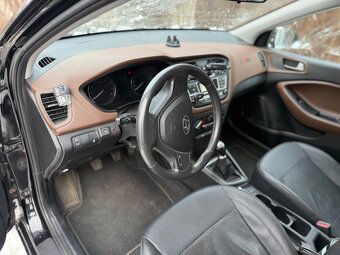 PRODÁM Hyundai i20  1.2 Benzín+LPG - 8