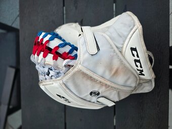 Lapačka CCM + Vyrážečka VAUGHN - 8