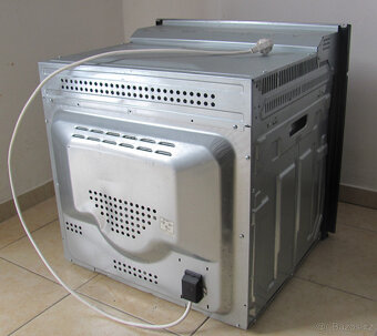 VESTAVNÁ TROUBA GORENJE- GRIL - 8