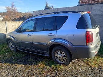 Ssangyong Rexton - 8