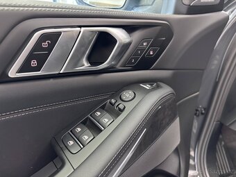 BMW X5 3,0 - 30D, Xdrive - 8