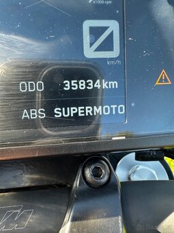 KTM Duke 125cc 2021 - 8