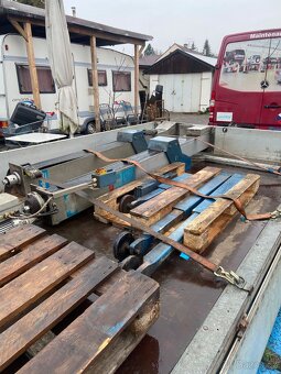 Dvousloupovy zvedak 2000 kg - 8