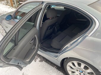 Prodám BMW E90 330D 170 kW - 8