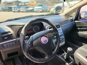 Fiat Punto 1.4i,88kw,nová STK, - 8