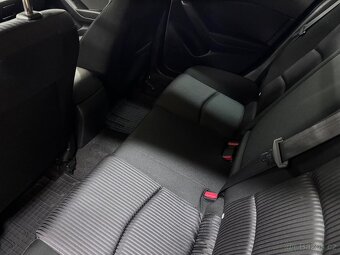 Mazda 3 2.2 Skyactiv - 8