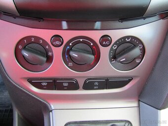 Ford Focus 1.6TDCi , 85 kW nafta, 2011 - 8