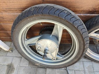 Kawasaki ER-5 - přední / zadní tlumiče - kolo - výfuk - 8