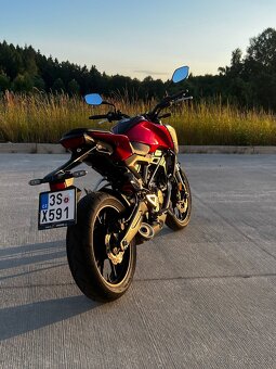 Honda CB125R - 8