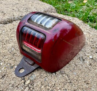 Jawa ČZ kývačka, půllitr, Velorex - zadní světla - 8