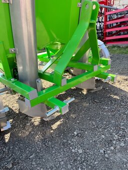 sazeč brambor - 2 řádky BOMET - 8