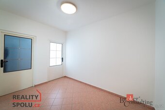 Převod dr. podílu, byty/2+1, 64 m2, Kyjická 4634, 43004 Chom - 8