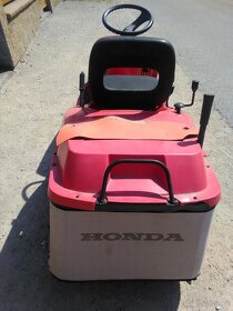 Prodám travní traktor HONDA - Třeboň - 8