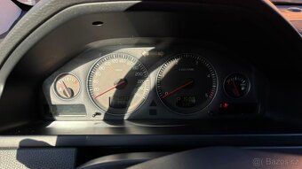 Volvo XC90 2.4 D5 136 KW automat - 8
