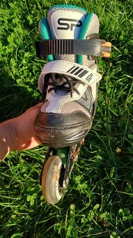 Dětské rostoucí kolečkové brusle 28-32 - 8